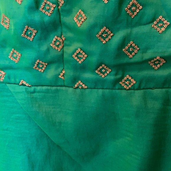 Hastkala Green Ethnic Salwar Suit with Gold work Size XL - Picture 7 of 8